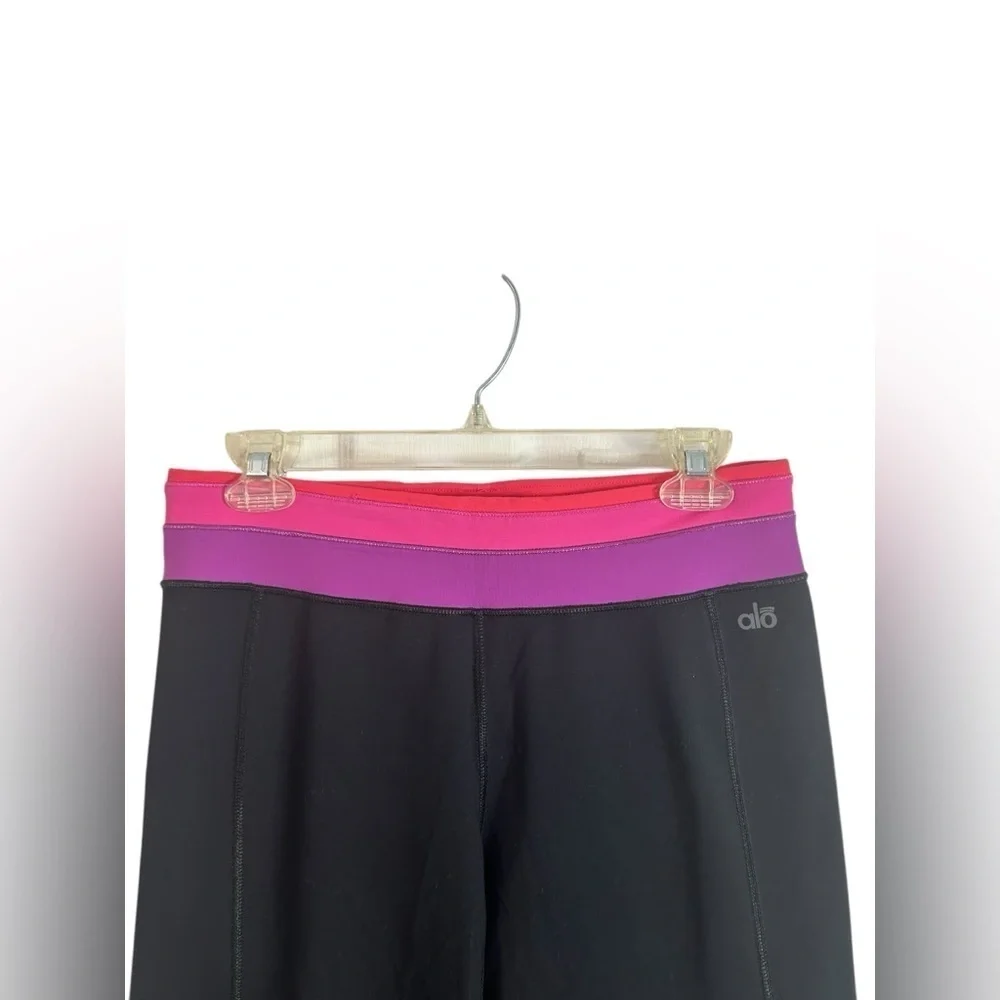 Alo Black & Pink Purple Colorblock Waist Activewear Capri Leggings Womens Medium